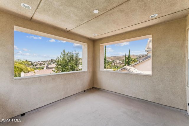 3435 Soft Whisper Court, Simi Valley, CA 93065