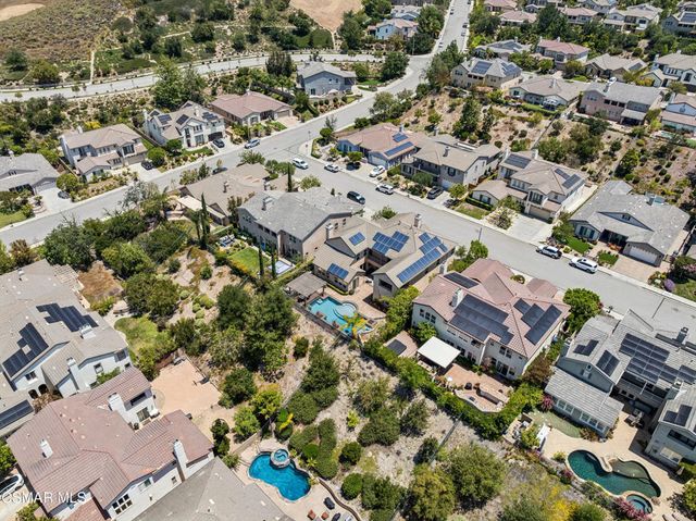 3435 Soft Whisper Court, Simi Valley, CA 93065