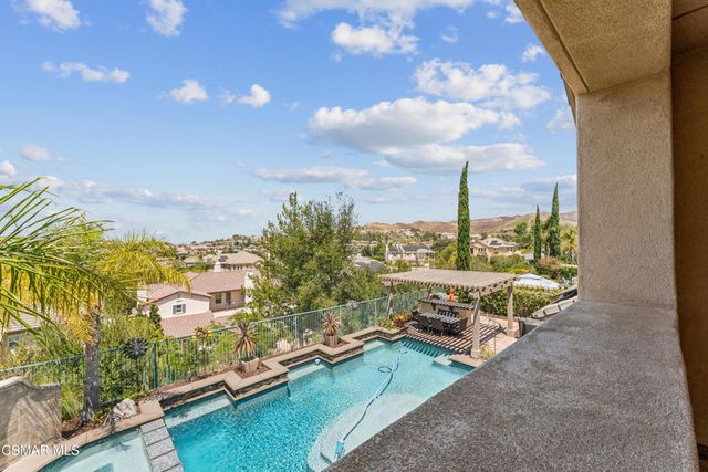 3435 Soft Whisper Court, Simi Valley, CA 93065