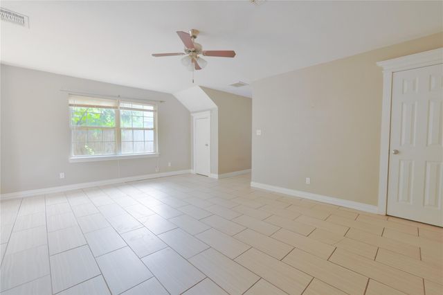 1118 Johnson St B, Pasadena, TX 77506