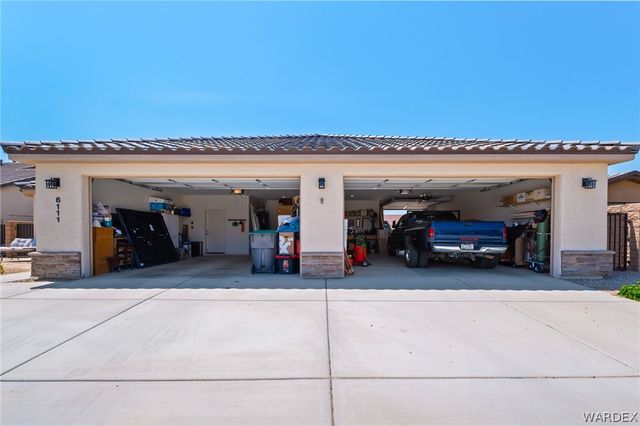 6111 S Comstock Avenue, Fort Mohave, AZ 86426