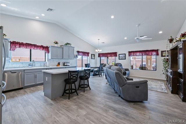 6111 S Comstock Avenue, Fort Mohave, AZ 86426