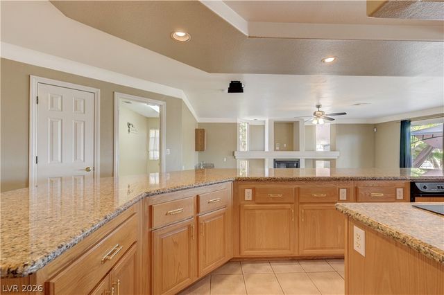 8640 Castle Hill Avenue, Las Vegas, NV 89129