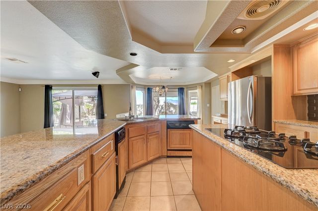 8640 Castle Hill Avenue, Las Vegas, NV 89129