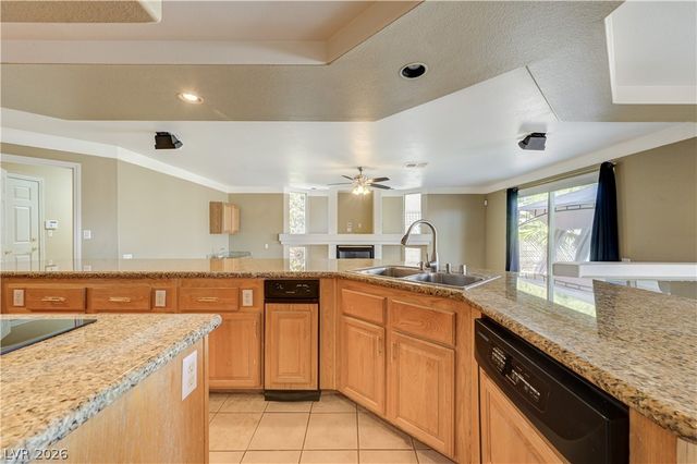 8640 Castle Hill Avenue, Las Vegas, NV 89129