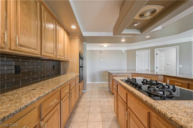 8640 Castle Hill Avenue, Las Vegas, NV 89129