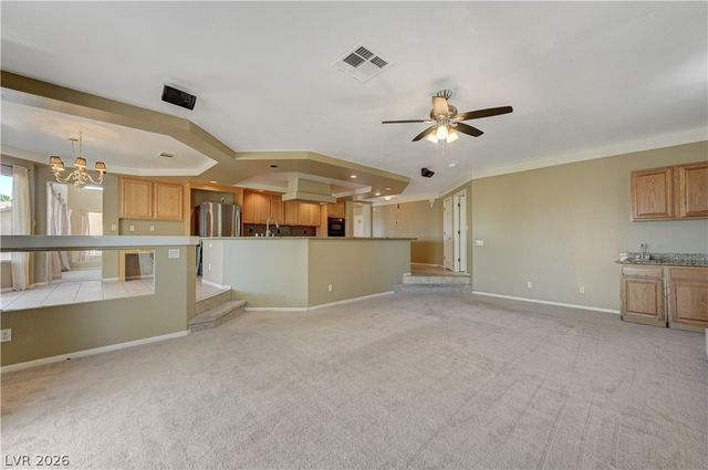 8640 Castle Hill Avenue, Las Vegas, NV 89129