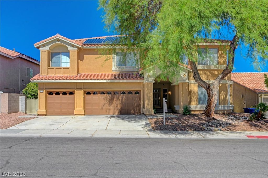 8640 Castle Hill Avenue, Las Vegas, NV 89129