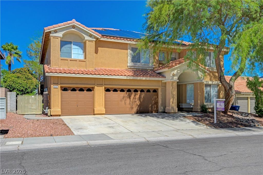 8640 Castle Hill Avenue, Las Vegas, NV 89129 — photo 3