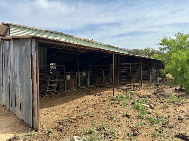 11101 County Road 228, Brownwood, TX 76801