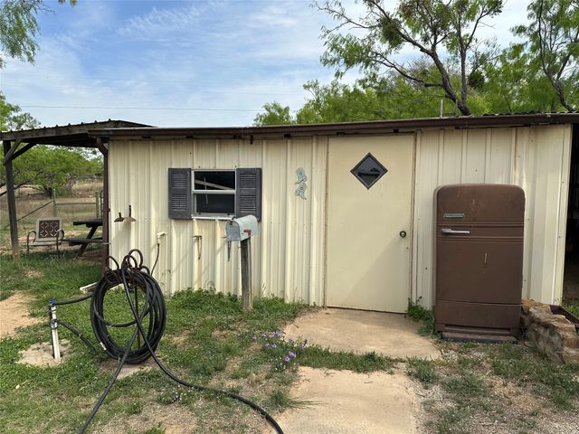 11101 County Road 228, Brownwood, TX 76801