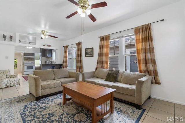 3826 Neosho Street, St Louis, MO 63116