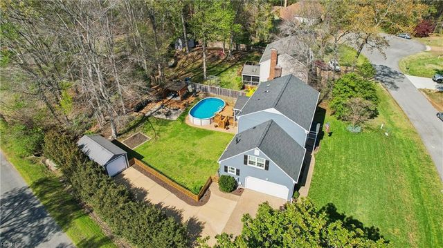 201 Crystal Lake DR, Yorktown, VA 23692