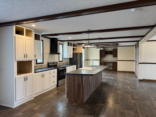 165 Ash Hill Drive, Eutawville, SC 29048