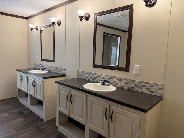 165 Ash Hill Drive, Eutawville, SC 29048