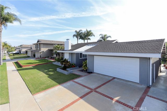 17332 Almelo Lane, Huntington Beach, CA 92649