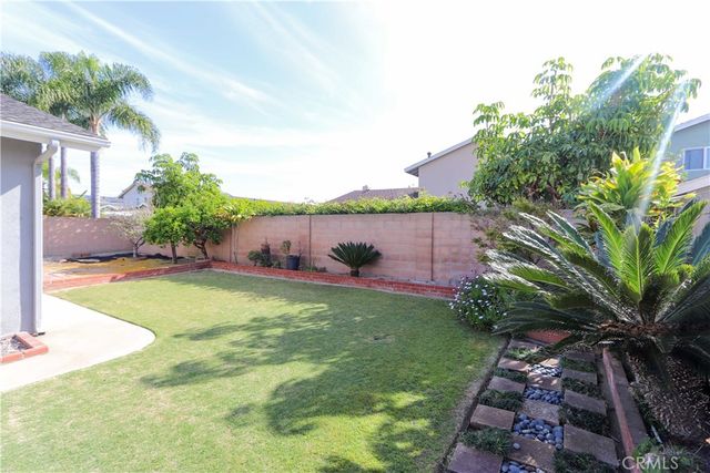 17332 Almelo Lane, Huntington Beach, CA 92649