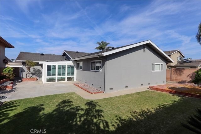 17332 Almelo Lane, Huntington Beach, CA 92649