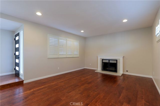 17332 Almelo Lane, Huntington Beach, CA 92649