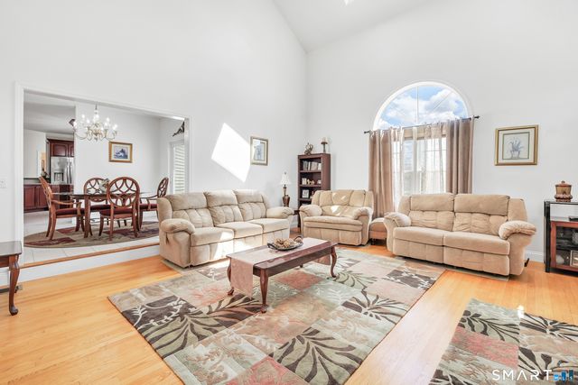35-1 Punkup Road, Oxford, CT 06478