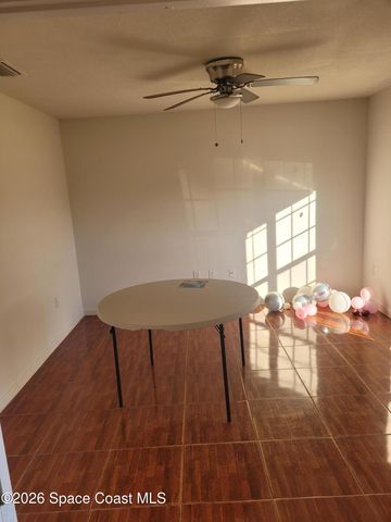 231 Alcantarra Street NW, Palm Bay, FL 32907