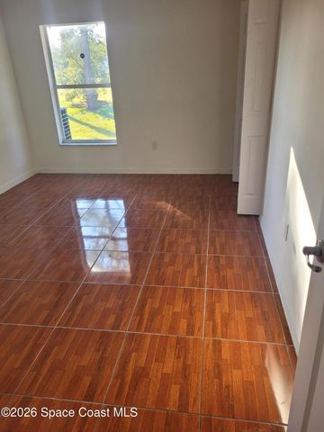 231 Alcantarra Street NW, Palm Bay, FL 32907