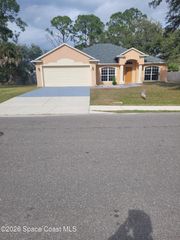 231 Alcantarra Street NW, Palm Bay, FL 32907