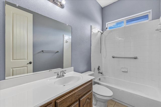 11909 Caddo Creek Drive, Lavon, TX 75166