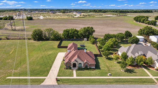 11909 Caddo Creek Drive, Lavon, TX 75166