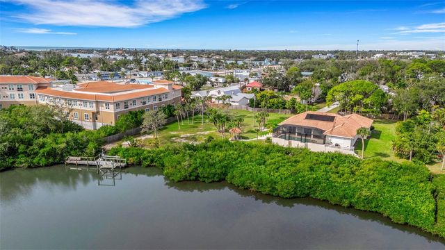 102 BRENDA LANE, Nokomis, FL 34275