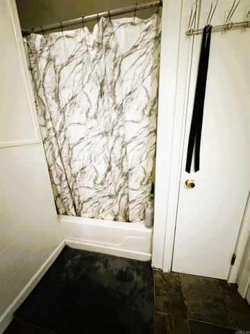 108 Gladon, West Helena, AR 72390