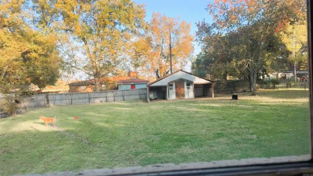 108 Gladon, West Helena, AR 72390