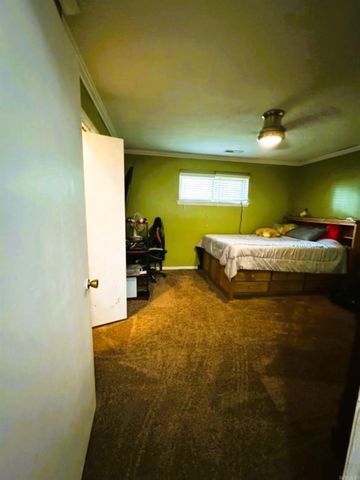 108 Gladon, West Helena, AR 72390