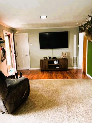 108 Gladon, West Helena, AR 72390