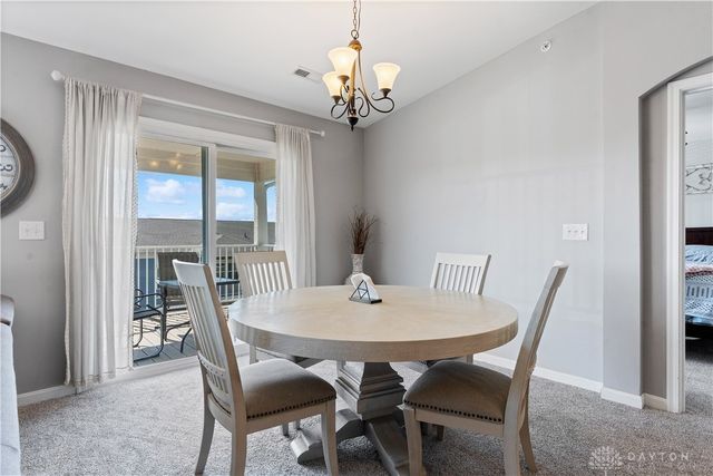 285 Waterhaven Way, Springboro, OH 45066