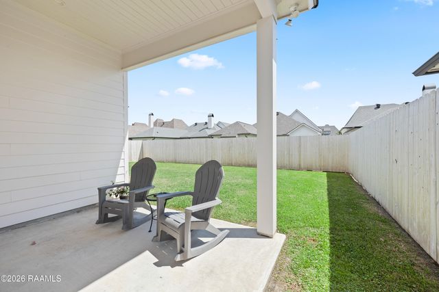 228 Santander Drive, Youngsville, LA 70592