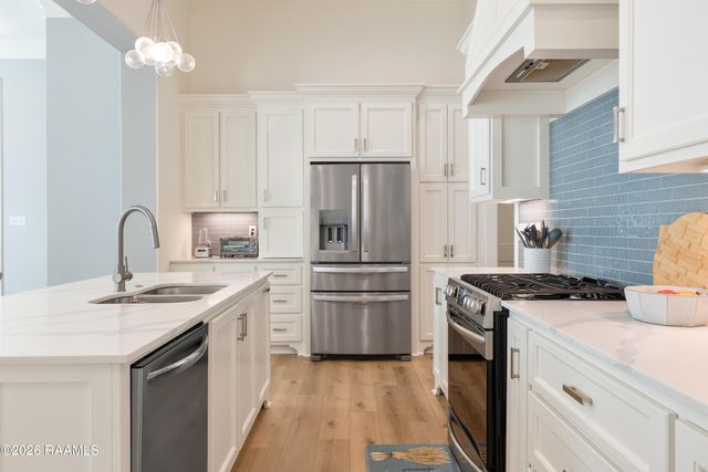 228 Santander Drive, Youngsville, LA 70592