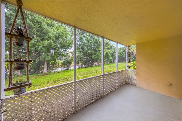 4025 W Mcnab Road E107, Pompano Beach, FL 33069