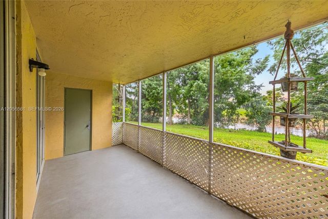 4025 W Mcnab Road E107, Pompano Beach, FL 33069