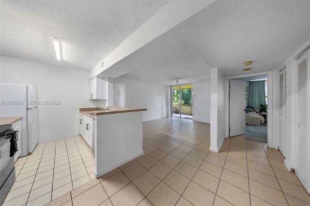 4025 W Mcnab Road E107, Pompano Beach, FL 33069