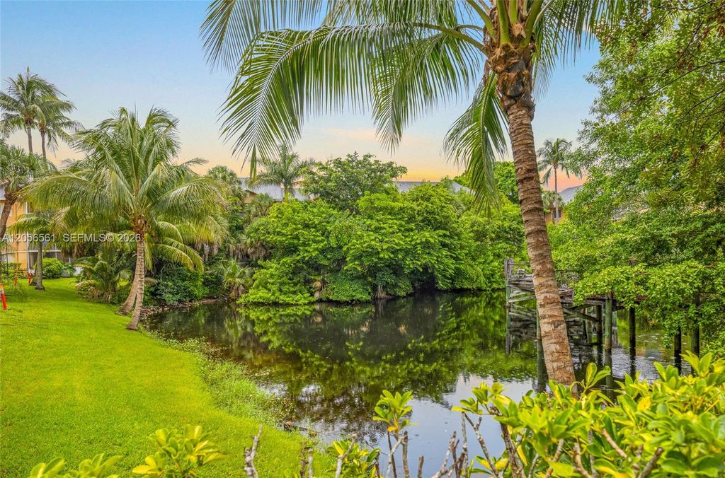 4025 W Mcnab Road E107, Pompano Beach, FL 33069