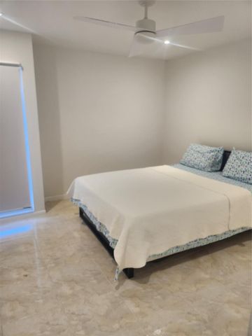 4160 Inverrary Drive 311, Lauderhill, FL 33319