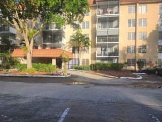4160 Inverrary Drive 311, Lauderhill, FL 33319