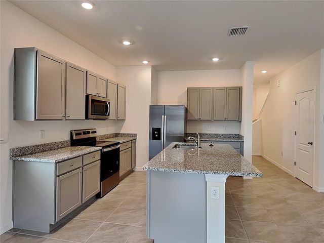 1246 LIDO DRIVE, Howey In The Hills, FL 34737