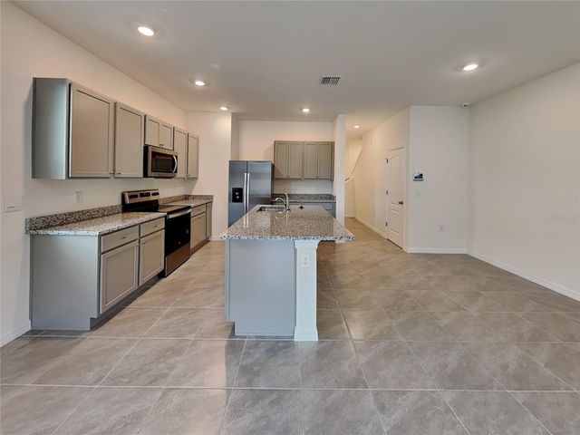 1246 LIDO DRIVE, Howey In The Hills, FL 34737