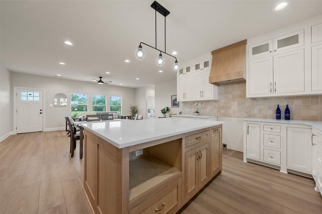 5200 Bogey Lane, Waco, TX 76708