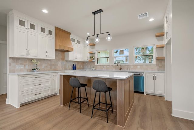 5200 Bogey Lane, Waco, TX 76708