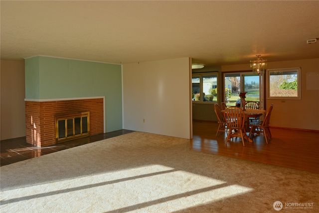 3801 Mayberry Road, Centralia, WA 98531