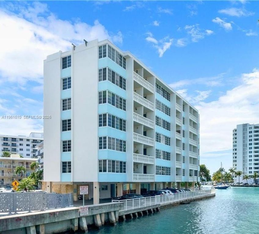 1670 Lincoln Ct 3B, Miami Beach, FL 33139