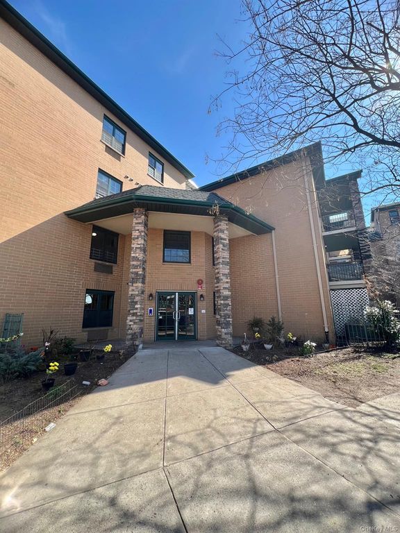 19-80 Starr Street 1D, Ridgewood, NY 11385